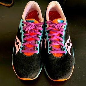 Saucony Endorphin Speed 2 • Size 9